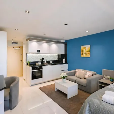 N9 Studentski Loft - Cozy With Private Parking