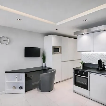 Apartmán N9 Studentski Loft - Cozy With Private Parking *