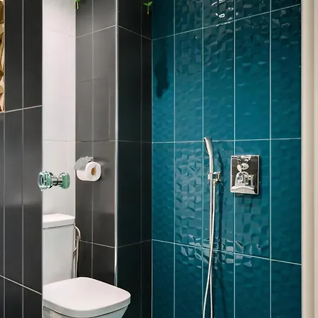 N9 Studentski Loft - Cozy Apt With Private Parking Sofía