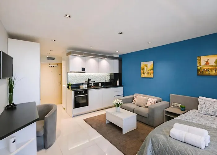 N9 Studentski Loft - Cozy With Private Parking