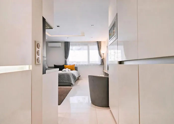 N9 Studentski Loft - Cozy With Private Parking Apartament